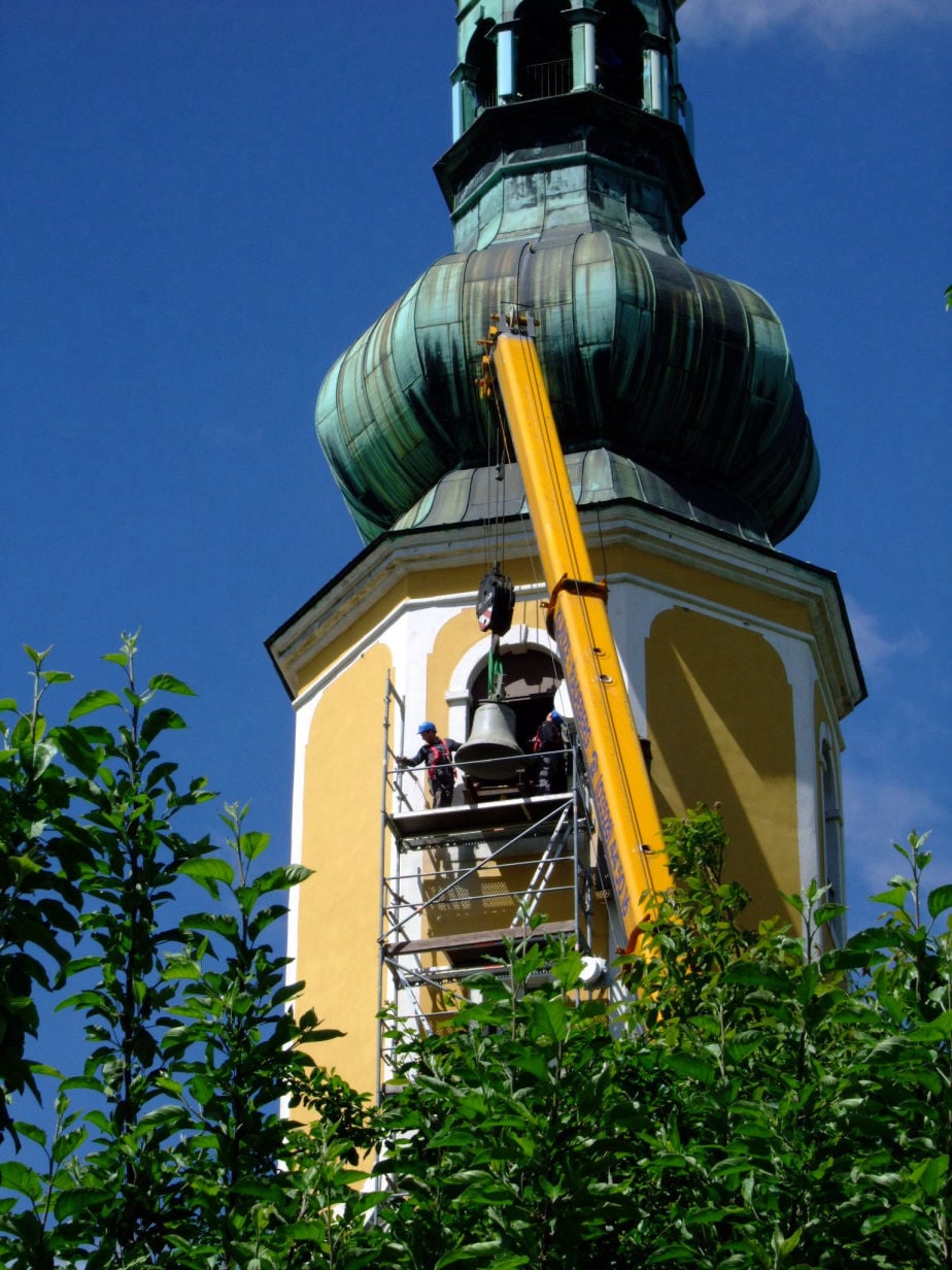 Ausbau der alten Glocken